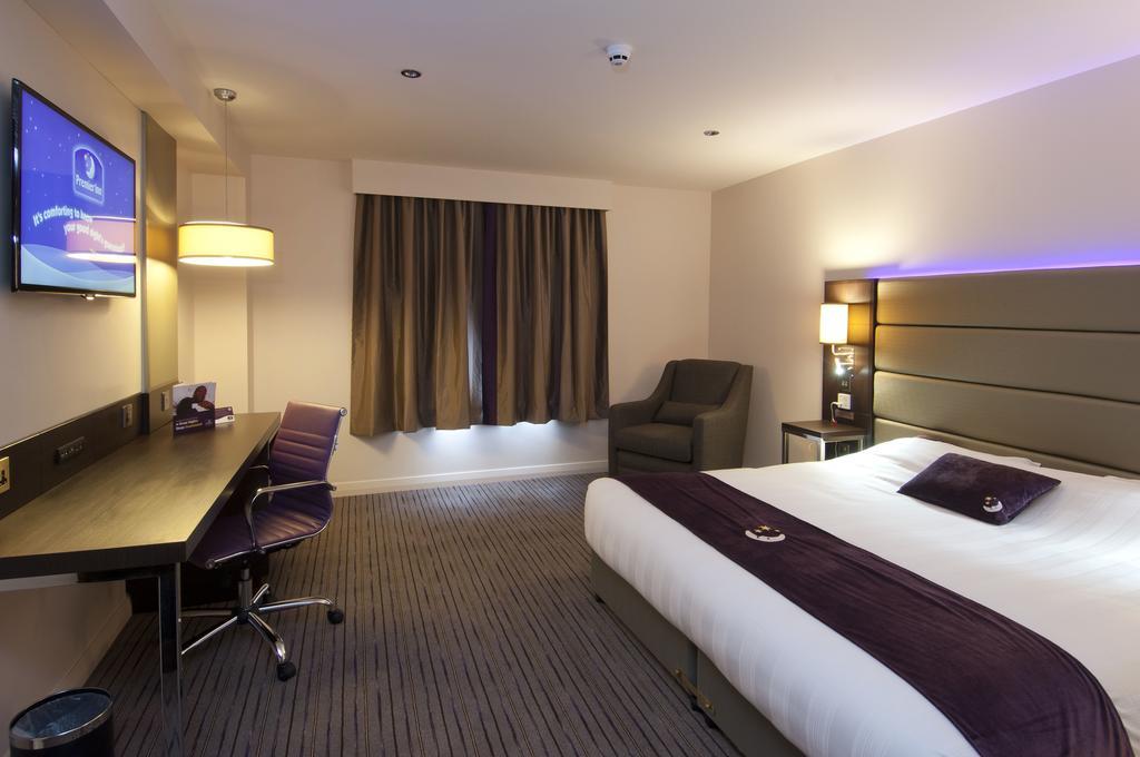 Premier Inn London Elstree / Borehamwood Kültér fotó