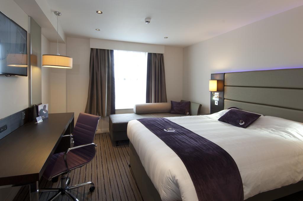 Premier Inn London Elstree / Borehamwood Kültér fotó