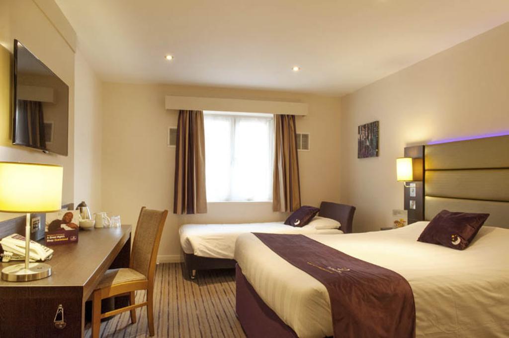 Premier Inn London Elstree / Borehamwood Szoba fotó
