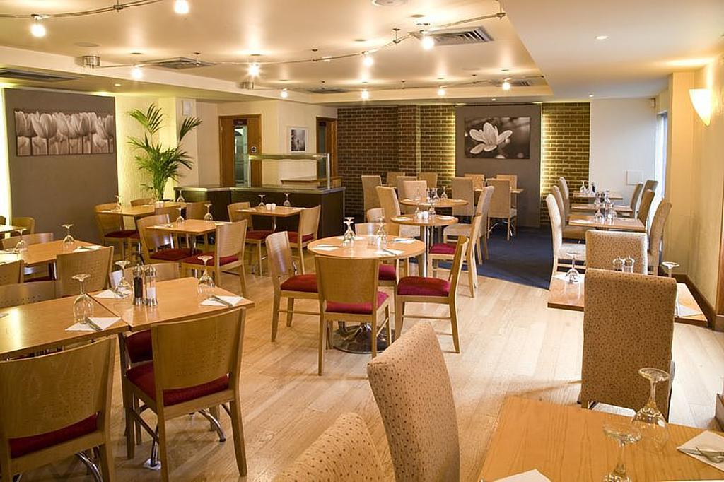 Premier Inn London Elstree / Borehamwood Kültér fotó