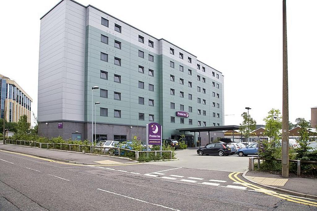 Premier Inn London Elstree / Borehamwood Kültér fotó